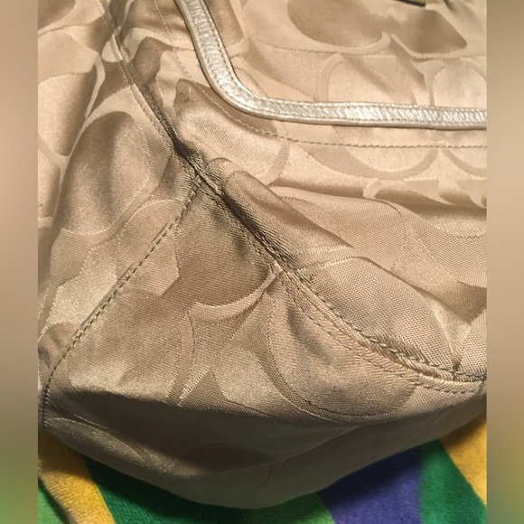 Coach Poppy Signature Large Tote Shoulder Handbag - Picture 6 of 15